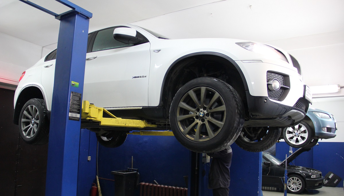 Замена рулевых тяг и наконечников БМВ