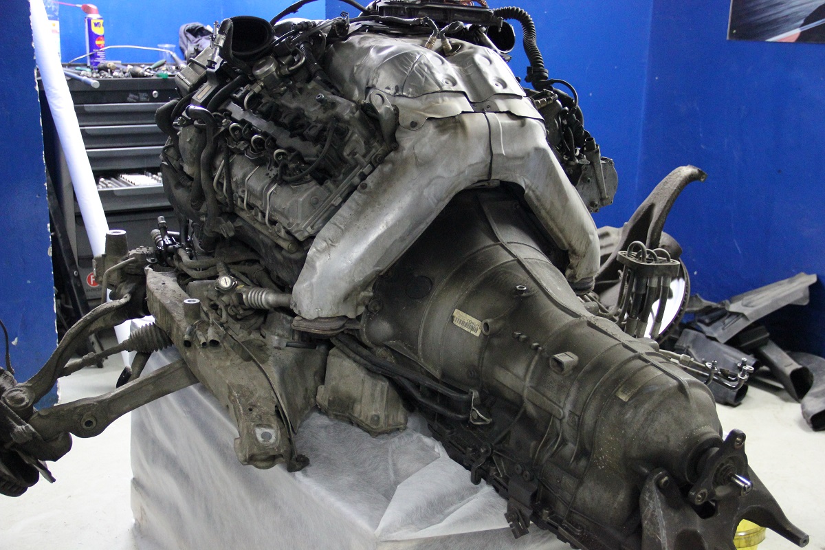 Снятие двигателя БМВ N63B44A