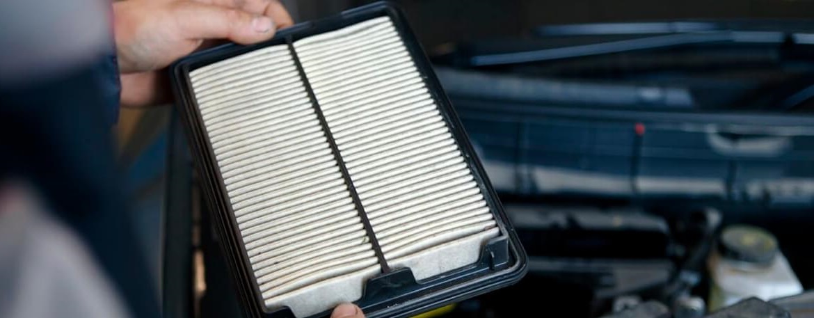 Замена салонного фильтра в автомобилях BMW