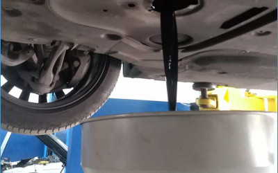 Замена масла в двигателе БМВ