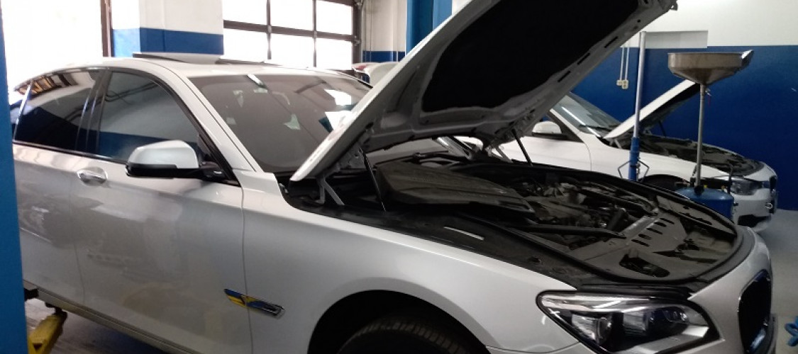 Техническое обслуживание БМВ 7 серии F02 730LD